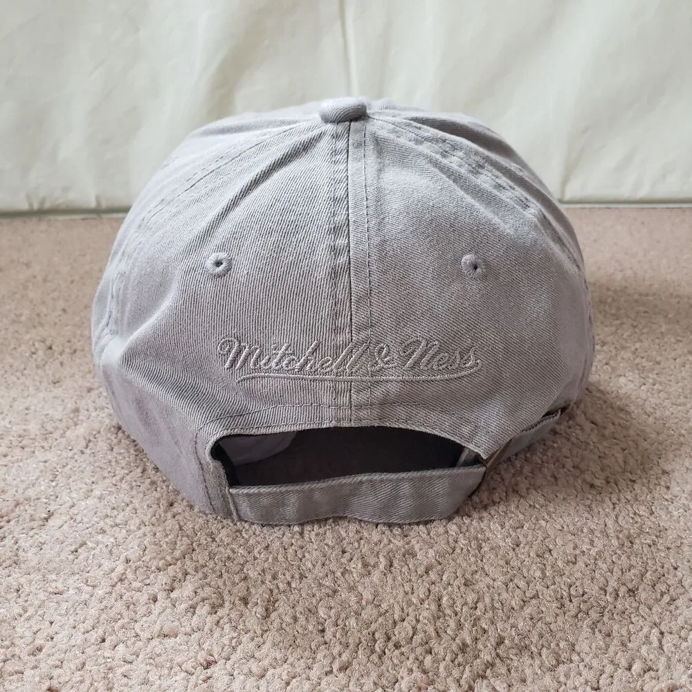 New York Knicks 3X NBA Champions Mitchell & Ness Gray Strapback Hat Cap Grey